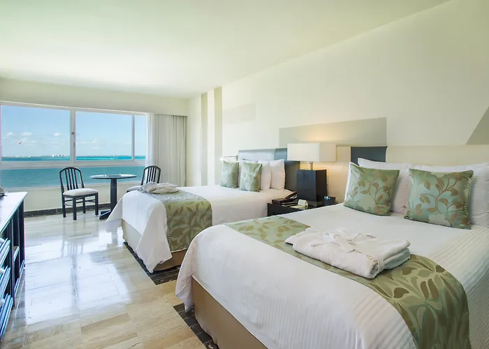 Dreams Sands & Spa (Adults Only)