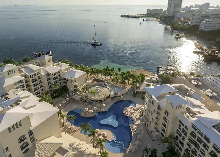 Pet Friendly hotel: Occidental Costa Cancun